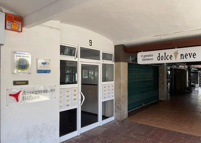 דירה Centre אמפוריבראבה